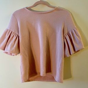 Blush express blouse with puffed sleeves